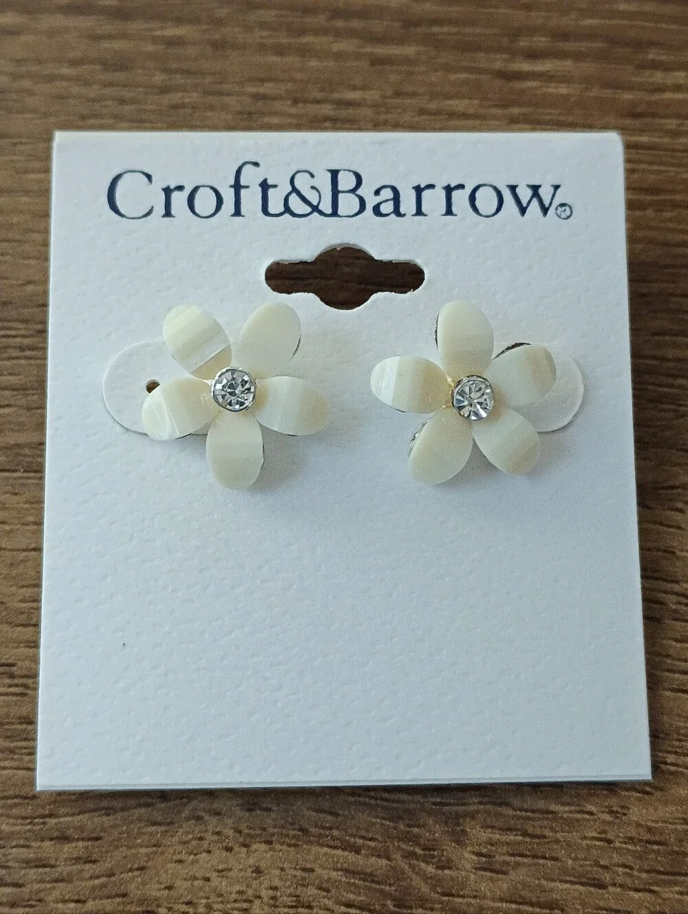 Flower Stud Earrings White Daisy Crystal Floral Croft & Barrow